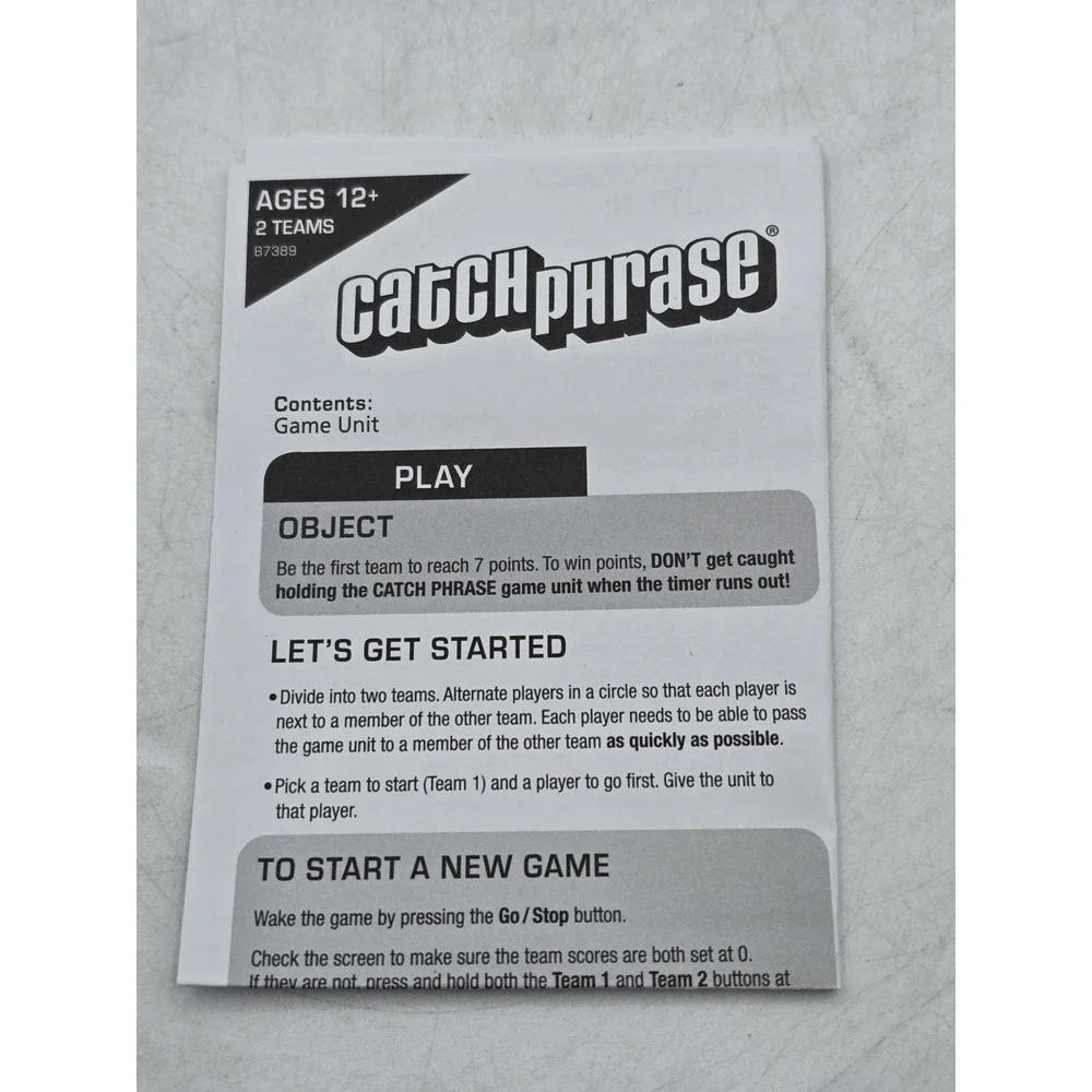 NIB Hasbro Gaming Catch Phrase - Handheld Party Game For‎ Adults, Teens, & Kids